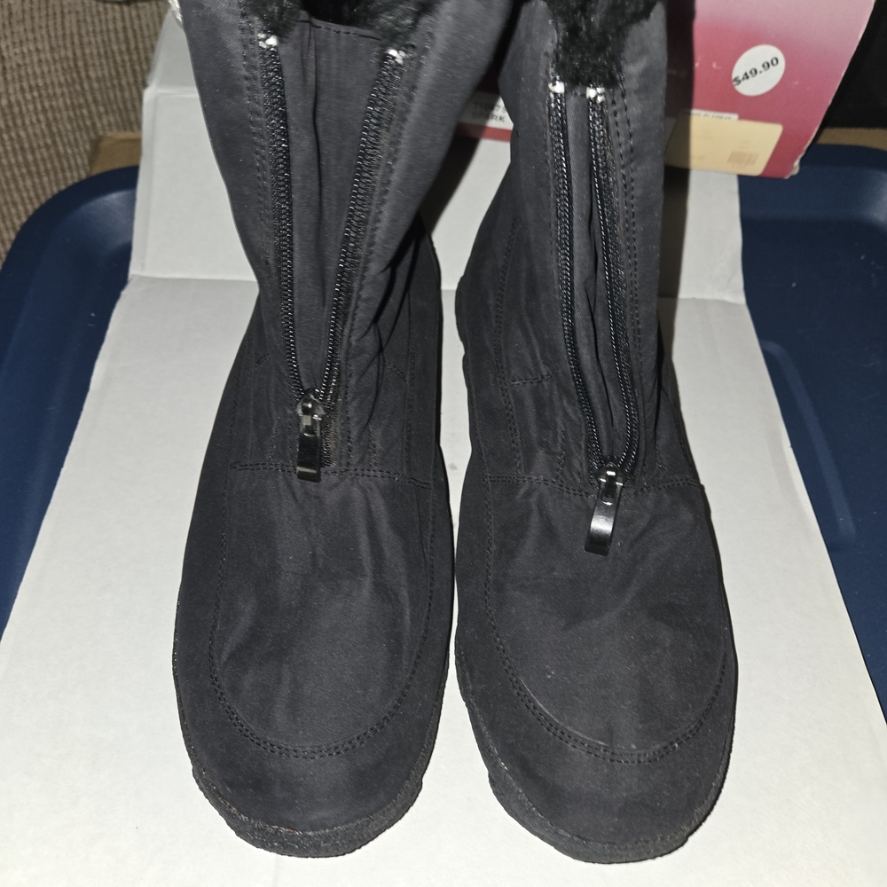 BNIB Wanderlust Black Women's Winter Snow Boots Sz 12 W
